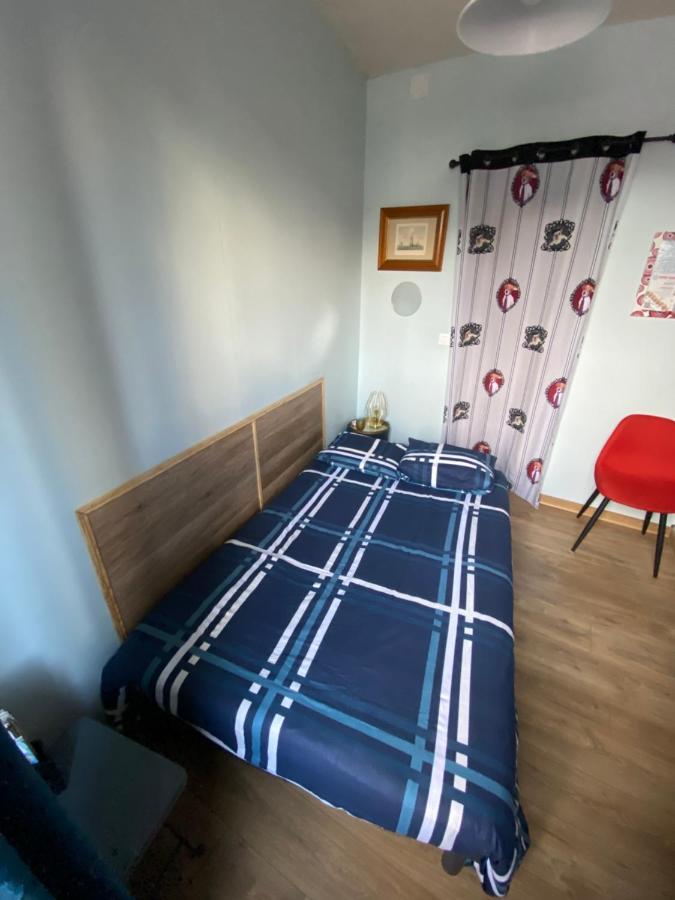 Sympathique Logement En Rez-De-Chausse, De 21M 2 Бове Экстерьер фото